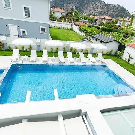 Βίλα Remarkable 6-bed Zambak Dalyan