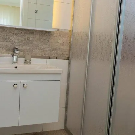 Remarkable 6-bed Zambak Dalyan Βίλα