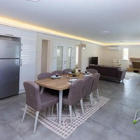 Remarkable 6-bed Zambak Dalyan * Ortaca (Mugla)